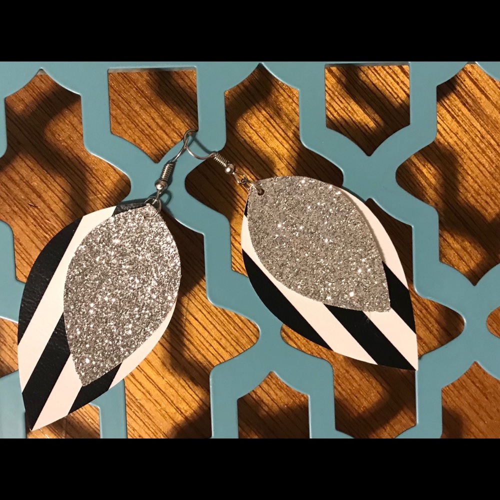 Women’s Earrings